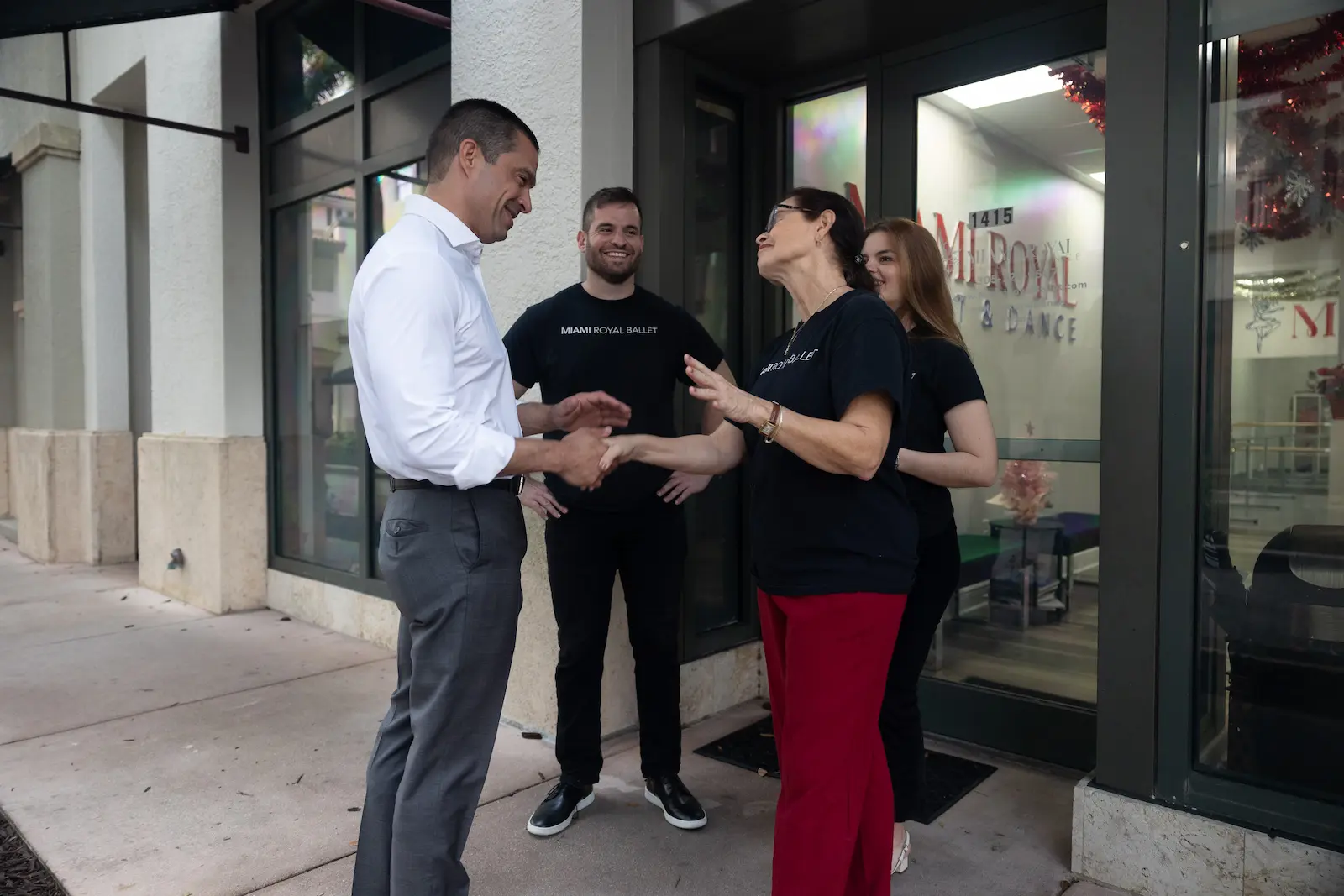 Mayor Vince Lago greeting Coral Gables residents